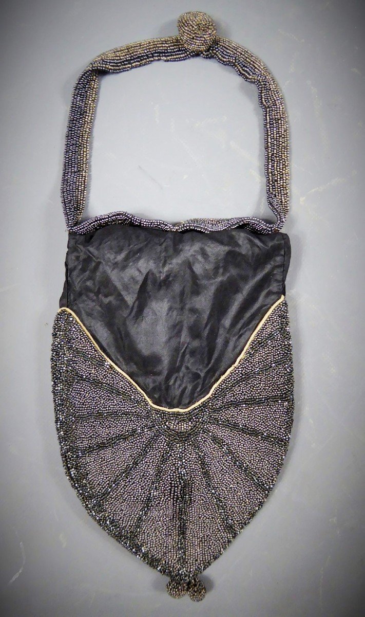 Art Deco Reticle In Taffeta And Marcasite Beads Circa 1925