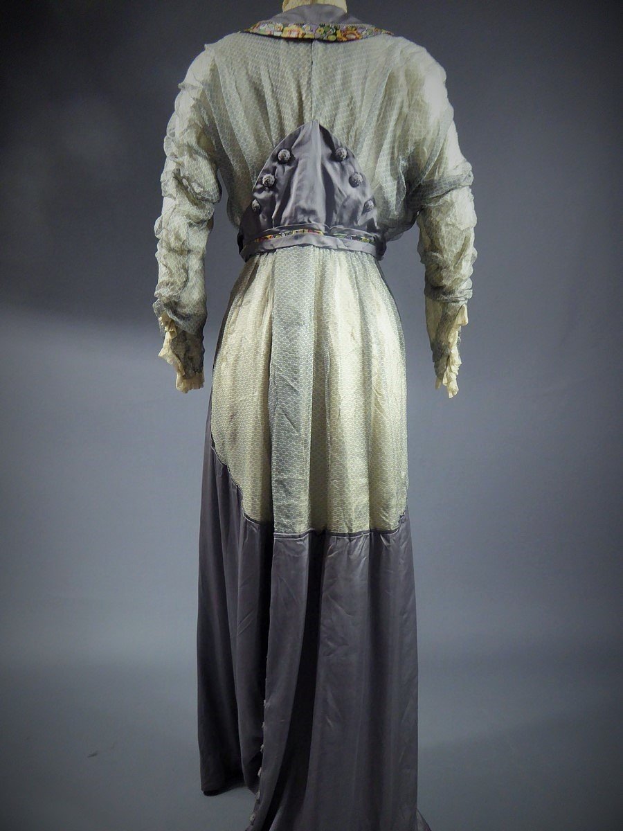 Day Dress Or Tea Gown In Printed Chiffon And Silk - England Circa 1905-photo-2