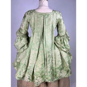 A French Dress Coat In Indian Damascus, Treated With Turn-up - Europe C. 1740