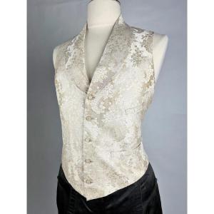 Elegant Second Empire Wedding Waistcoat In Cream Silk - France Circa 1860-1870