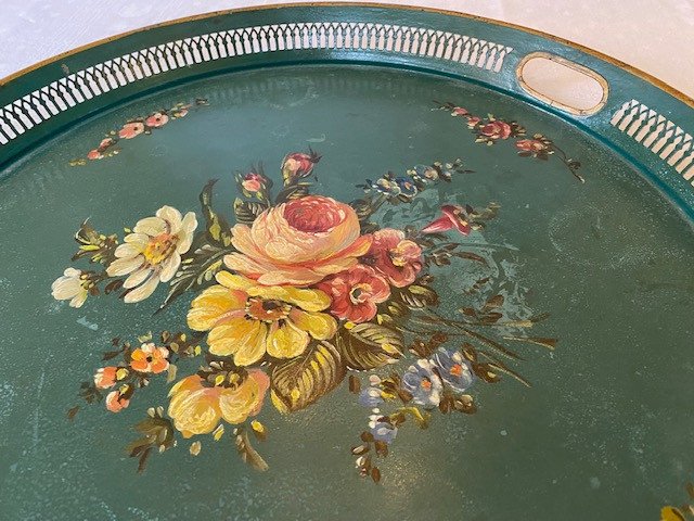 Painted Sheet Metal Tray Decorated With Bouquets-photo-1