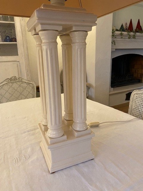 Vintage 'parthenon' Lamp-photo-3