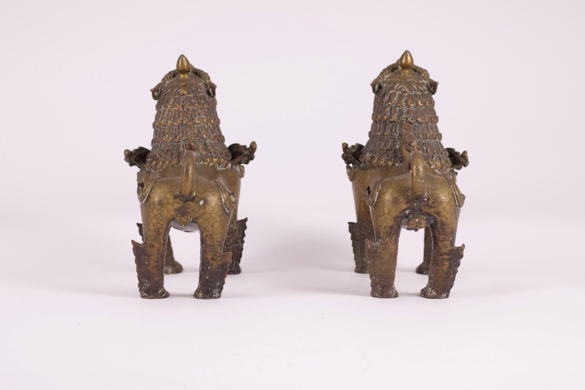 Pair Of Singha Lions Nepalese Temple Guardians In Bronze-photo-3