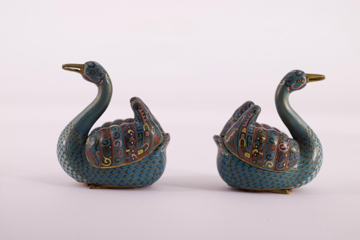 Pair Of Cloisonné Perfume Burners With  Swans, China, Jiaqing-photo-4