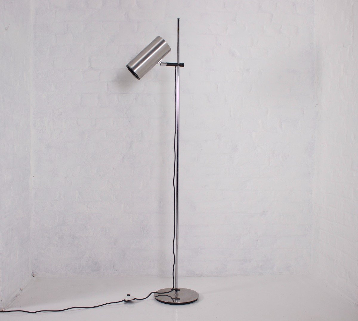 Pergay Style Minimalist Floor Lamp-photo-2