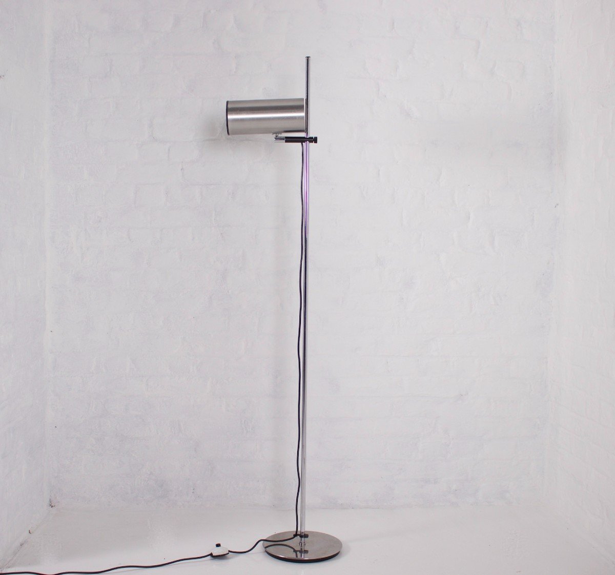 Pergay Style Minimalist Floor Lamp-photo-2