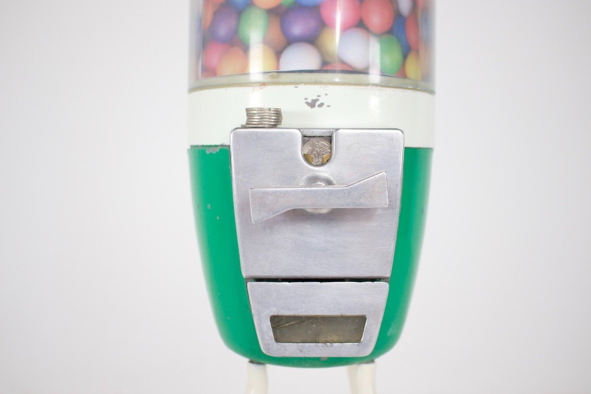 Angelo Mangiarotti: Gum Dispenser / Machine.-photo-4