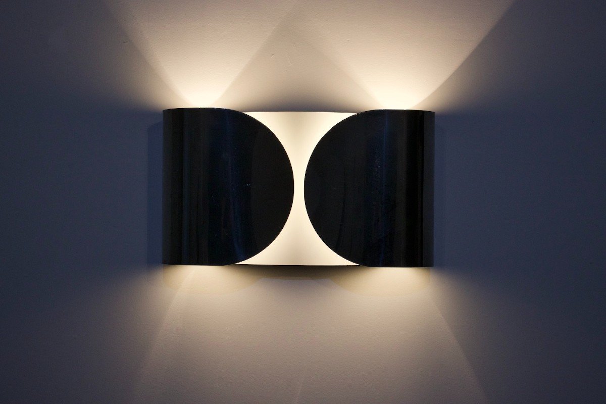 Tobia & Afra Scarpa: “foglio” Wall Lamp.-photo-1