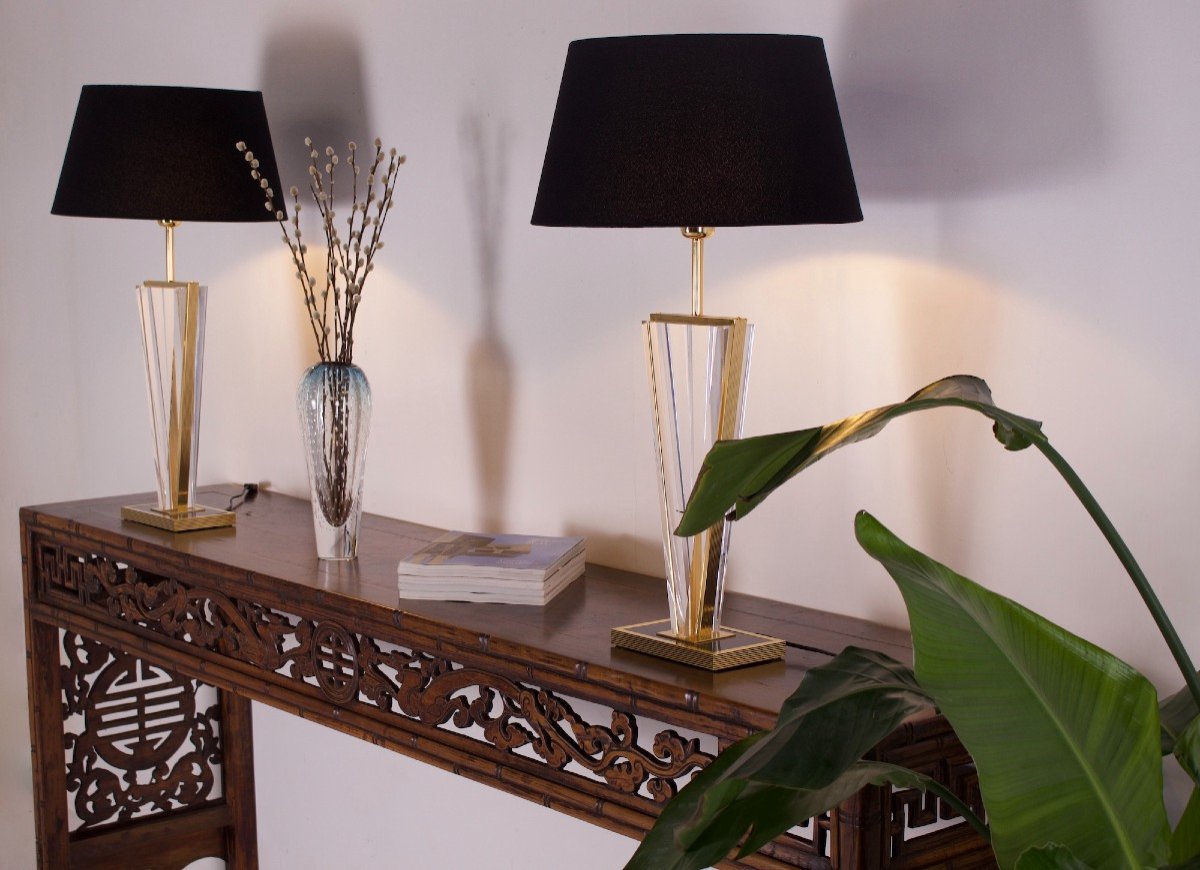 Pair Of Plexiglas Tall Lamps, Hollywood Regency