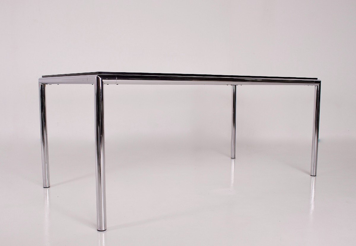 Italian Minimalist Table-photo-2