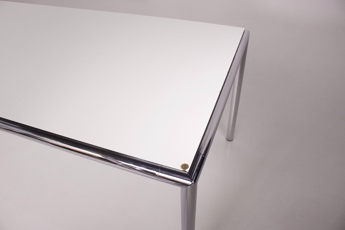 Italian Minimalist Table-photo-5