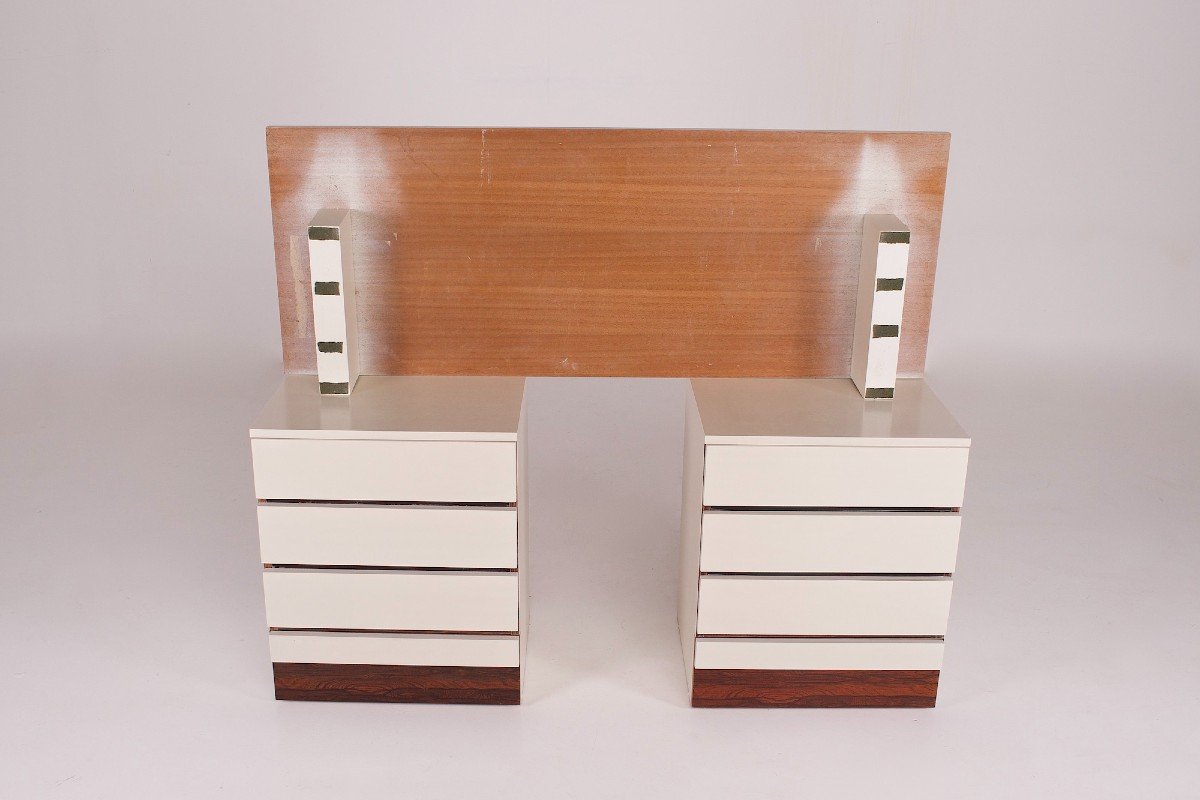 Small Modernist Desk Or Dressing Table At Secret.-photo-6