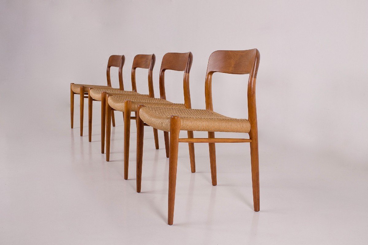 4 Chaises Danoises De Niels Otto M&oslash;ller En Teck