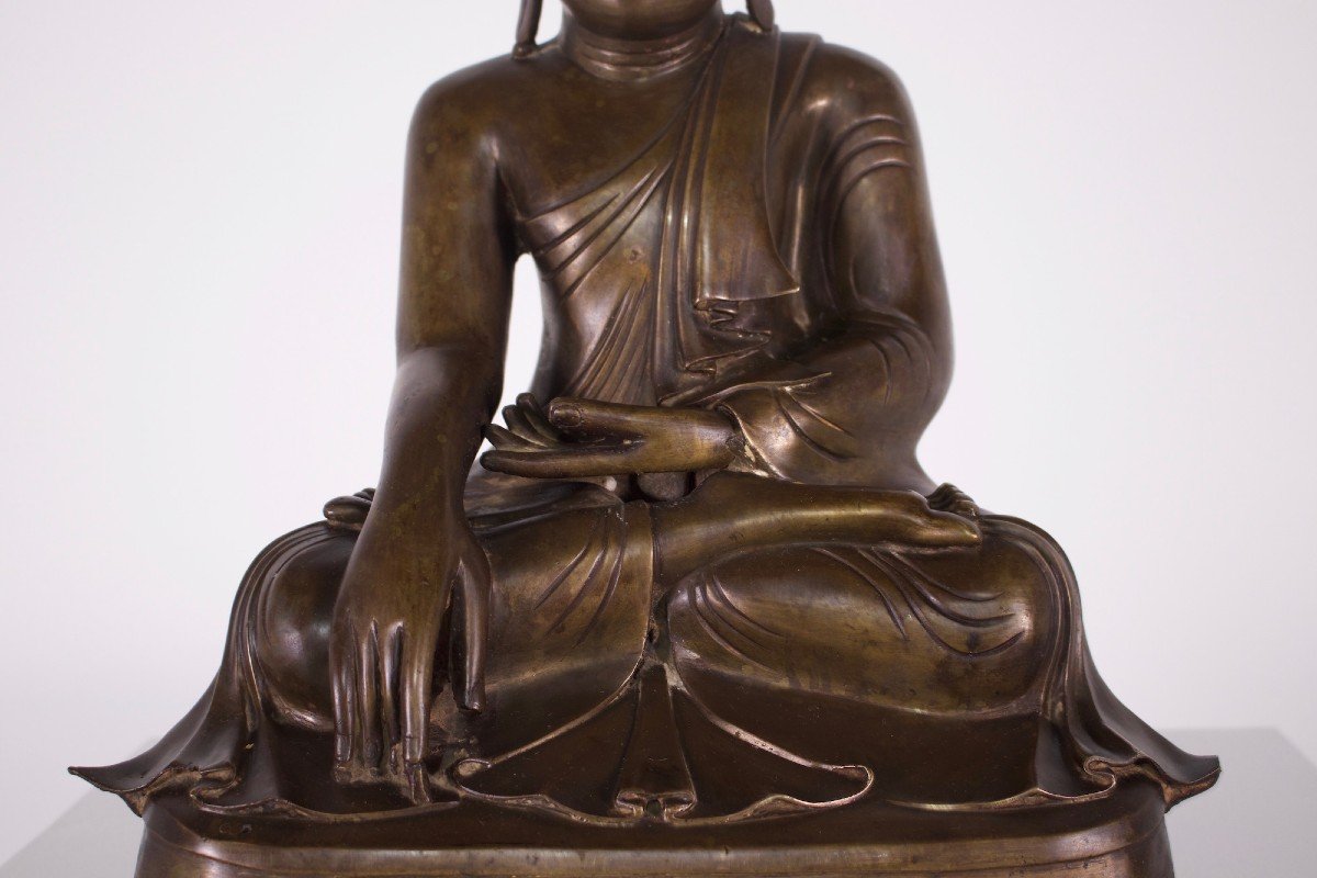 Burmese Bronze Buddha, Mandalay Period.-photo-2