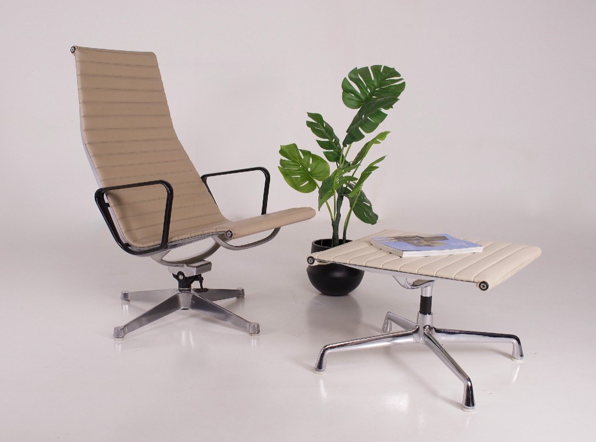 Fauteuil Pivotant En Aluminium Ea 124 De Charles & Ray Eames Herman Miller.-photo-4