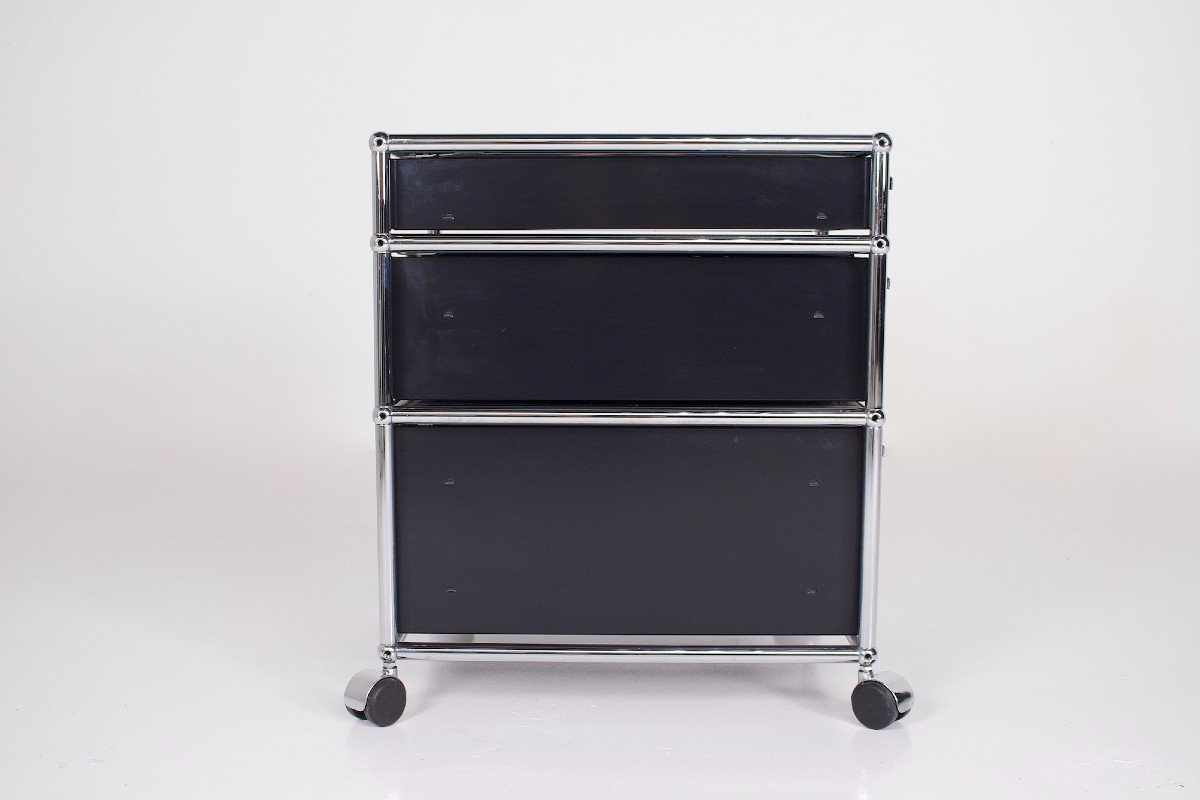 Usm Rolling Drawer Cabinet.-photo-2