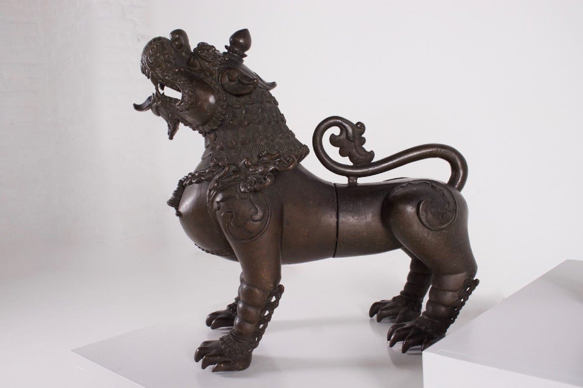 Pair Of Simha Guardian Snow Lions-photo-1