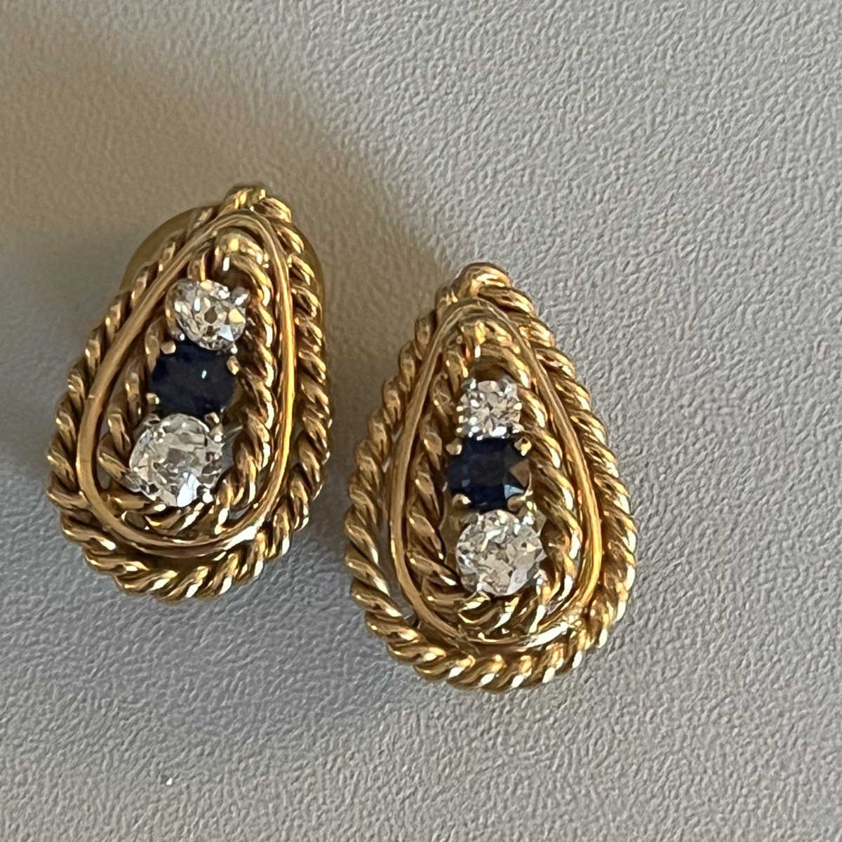 3776– Yellow Gold Sapphire Diamond Ear Clips