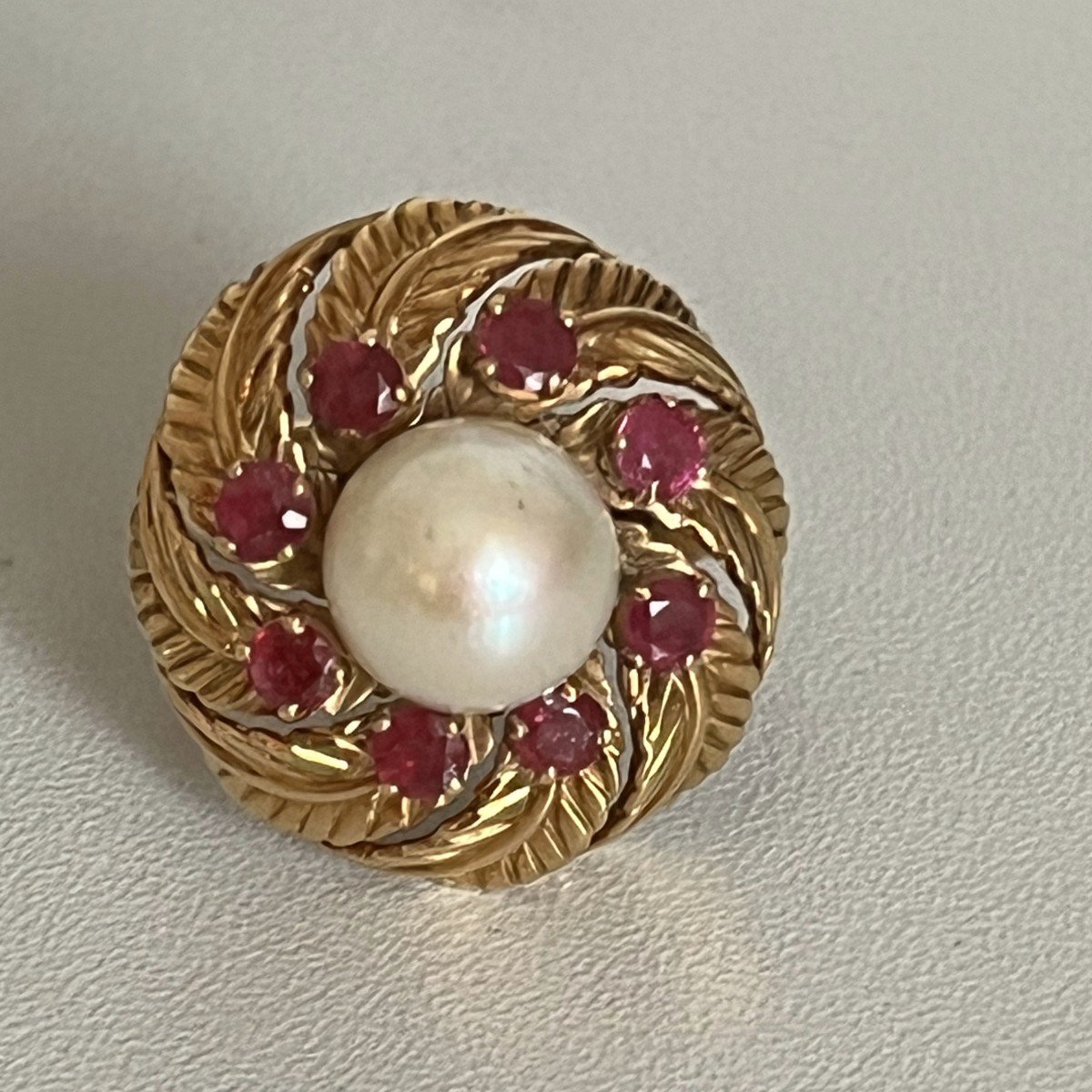 4465– Ruby Pearls Yellow Gold Ring