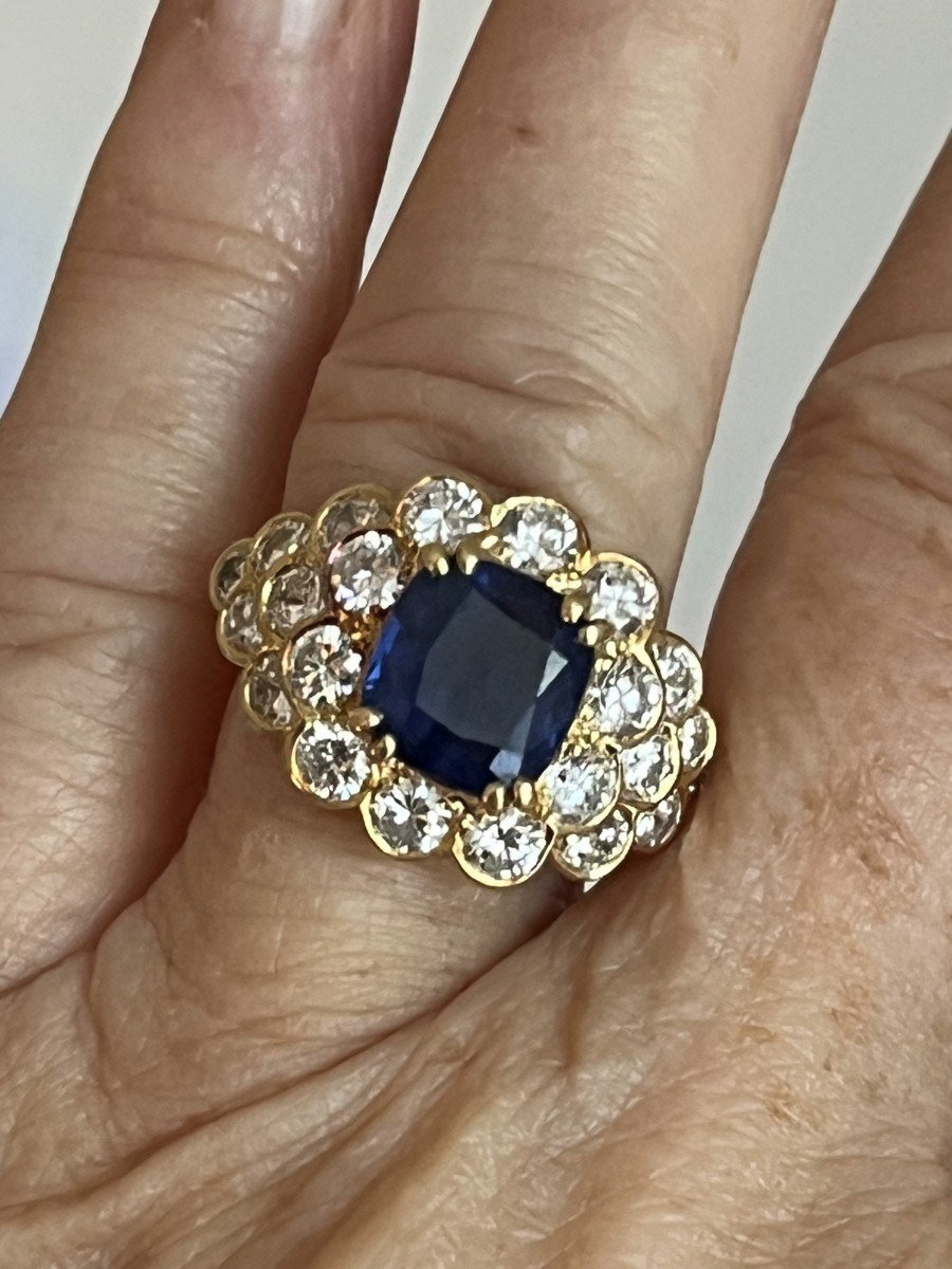 5009- Unheated Ceylon Sapphire Yellow Gold Ring-photo-3