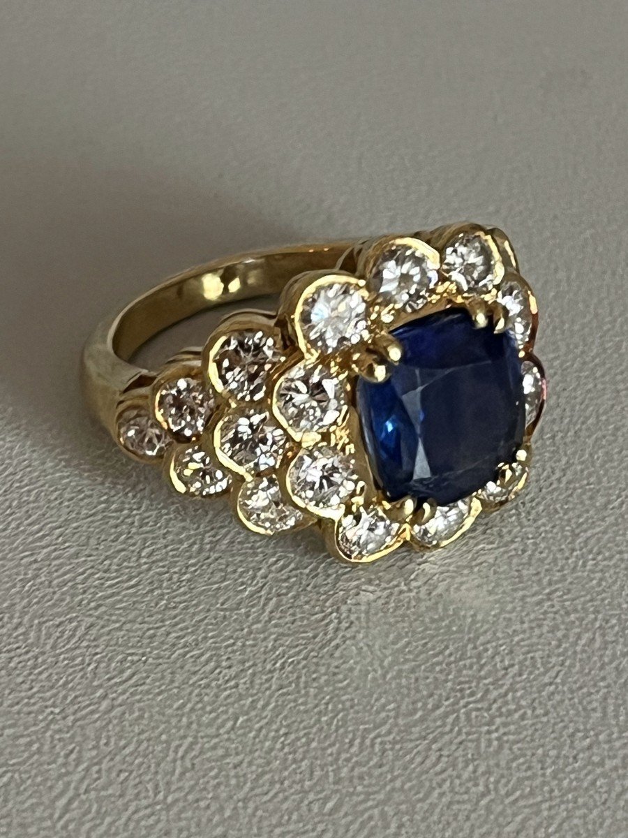 5009- Unheated Ceylon Sapphire Yellow Gold Ring-photo-2