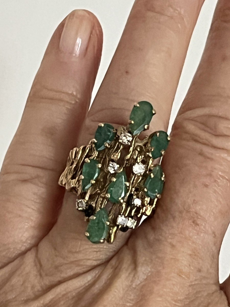 5085- Modernist Ring Yellow Gold Emeralds Diamonds-photo-2