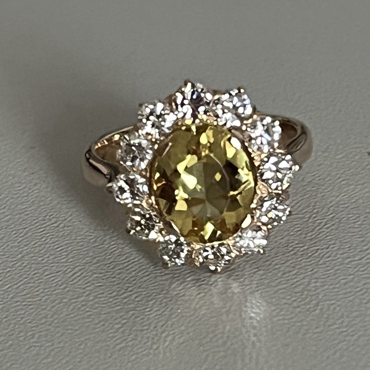 3522- Bague Or Jaune Tourmaline Jaune Diamants 1,80 Ct