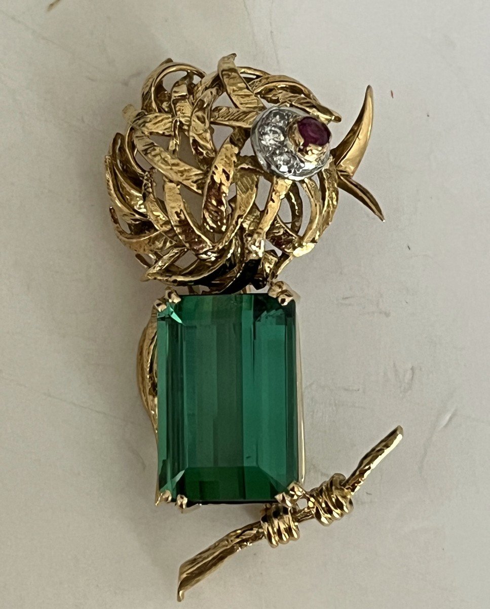 5492- Broche Oiseau Or Jaune Tourmaline Diamants Rubis