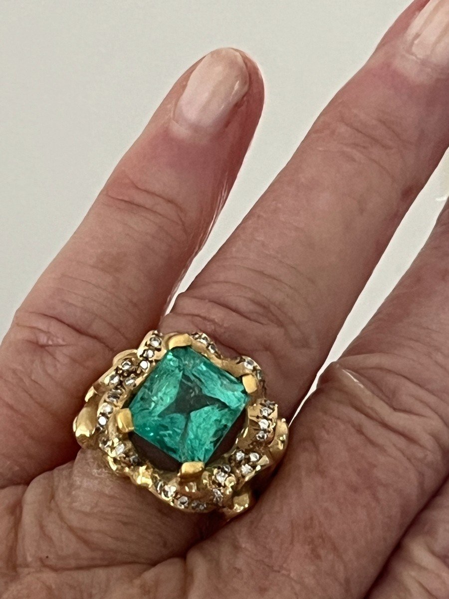 5575- Important Yellow Gold Emerald Diamond Ring-photo-2