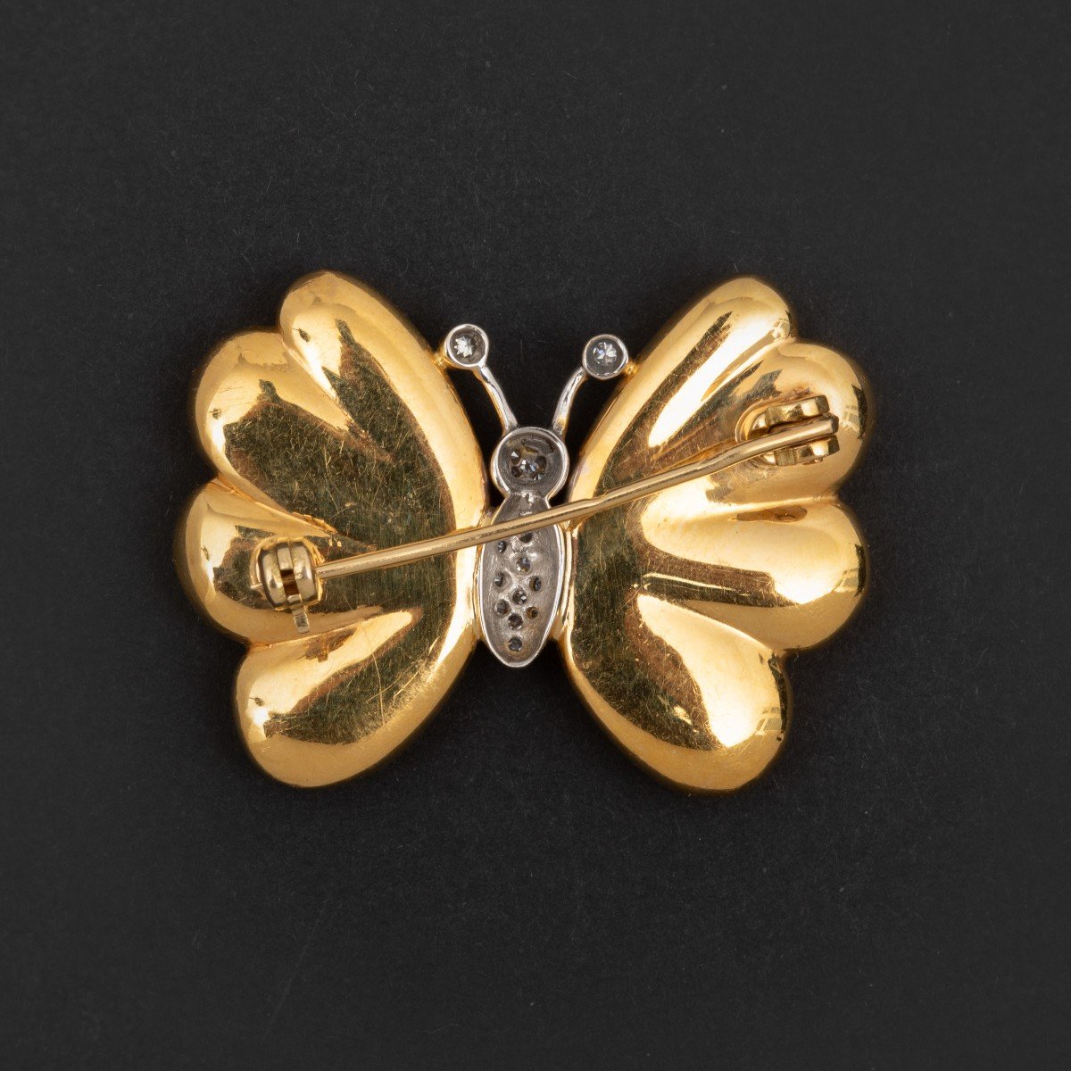 5656- Yellow Gold And Gray Diamonds Butterfly Brooch-photo-4