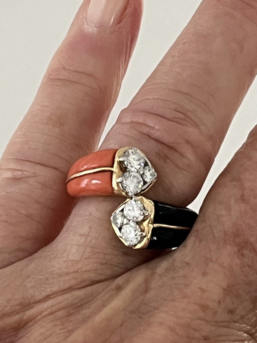 5725- Toi & Moi Ring Yellow Gold Coral Onyx Diamonds-photo-2