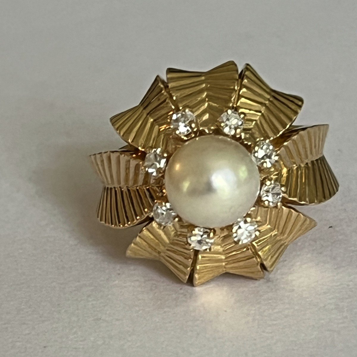 5664- Yellow Gold Pearl Diamond Dome Ring