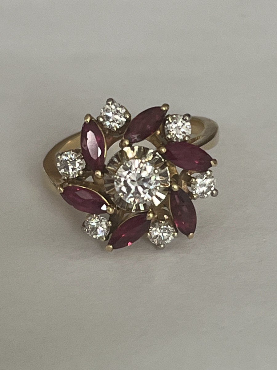 5809- Yellow Gold Flower Ring Diamonds Ruby-photo-4