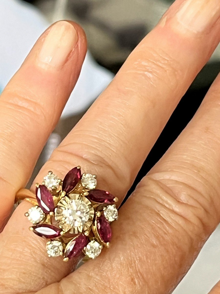 5809- Yellow Gold Flower Ring Diamonds Ruby-photo-1