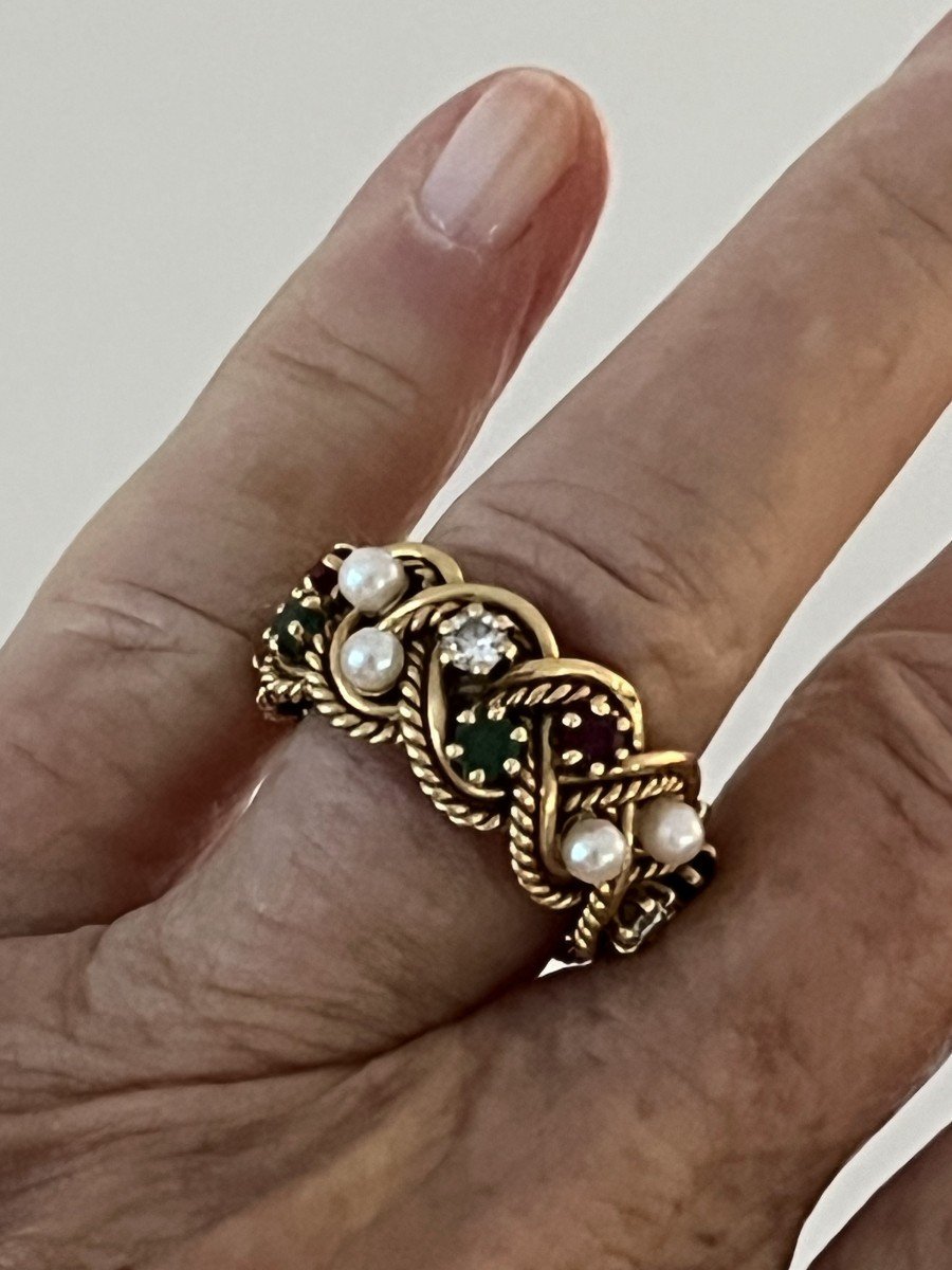 4975- Yellow Gold Braided Ring With Emeralds, Rubies, Diamonds And Pearls-photo-2