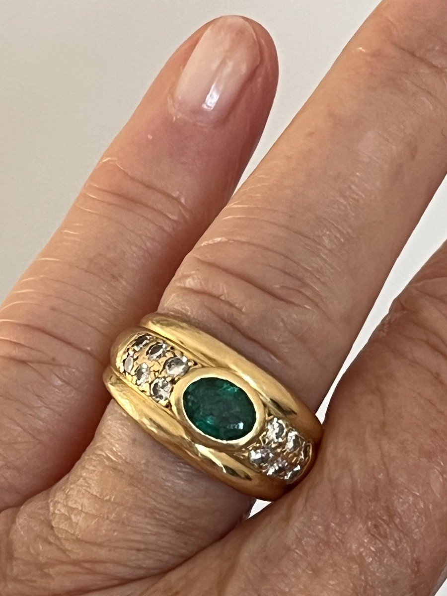 5971- Yellow Gold Emerald Diamond Band Ring-photo-1