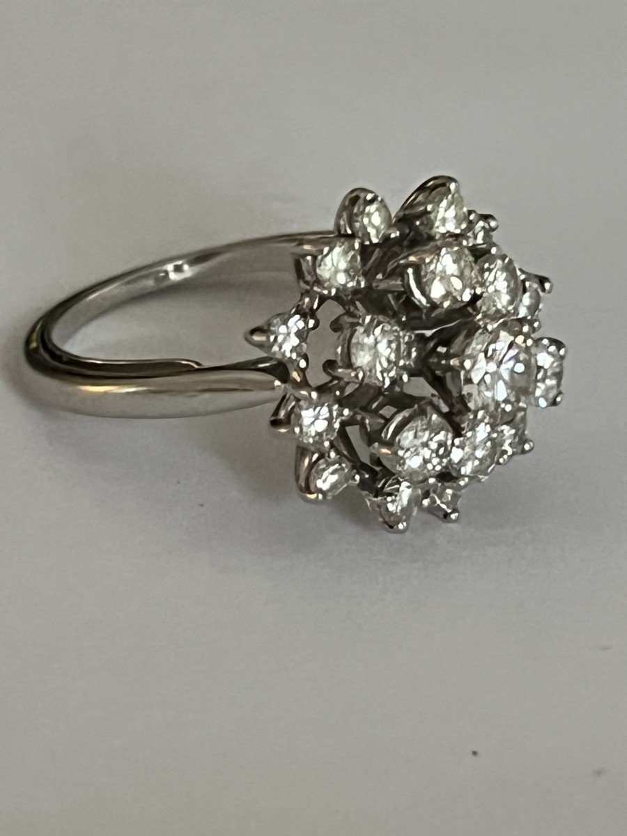 638- White Gold Flower Ring Diamonds 2.50 Ct-photo-4