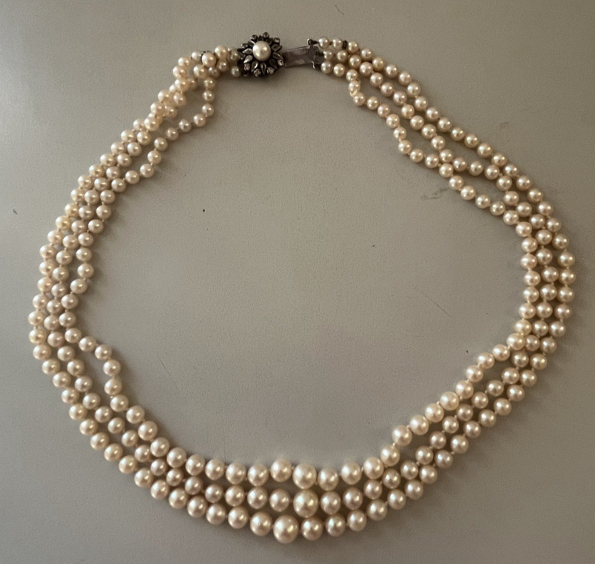 5961- Very Beautiful Orient 3 Row Pearl Necklace