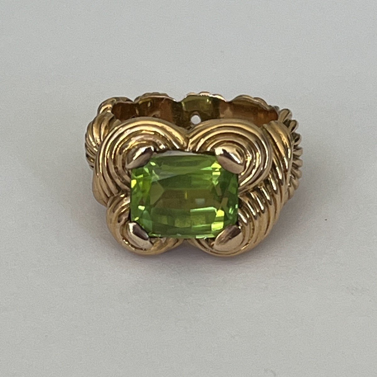 6036- Bague Or Jaune Péridot