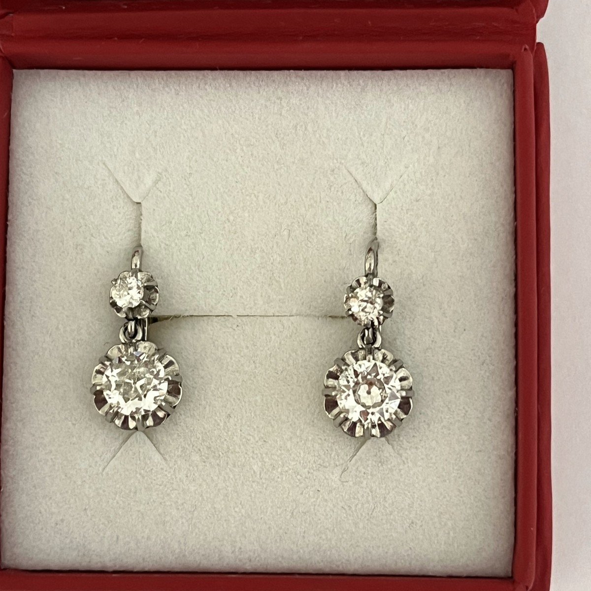 3092- Antique Sleeper Earrings In White Gold And Diamonds