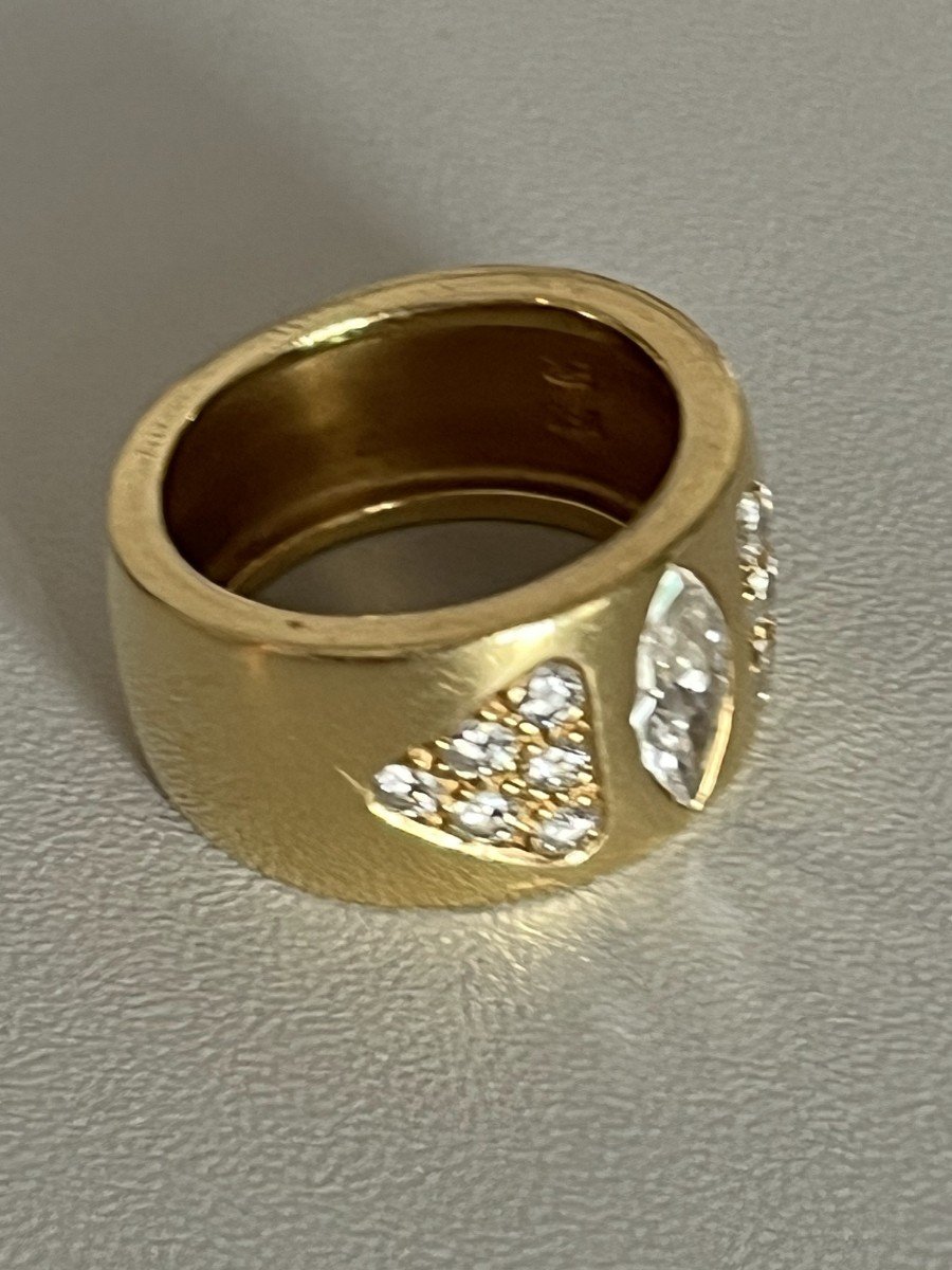 6196- Yellow Gold Diamond Band Ring (0.60 Ct In The Center)-photo-3