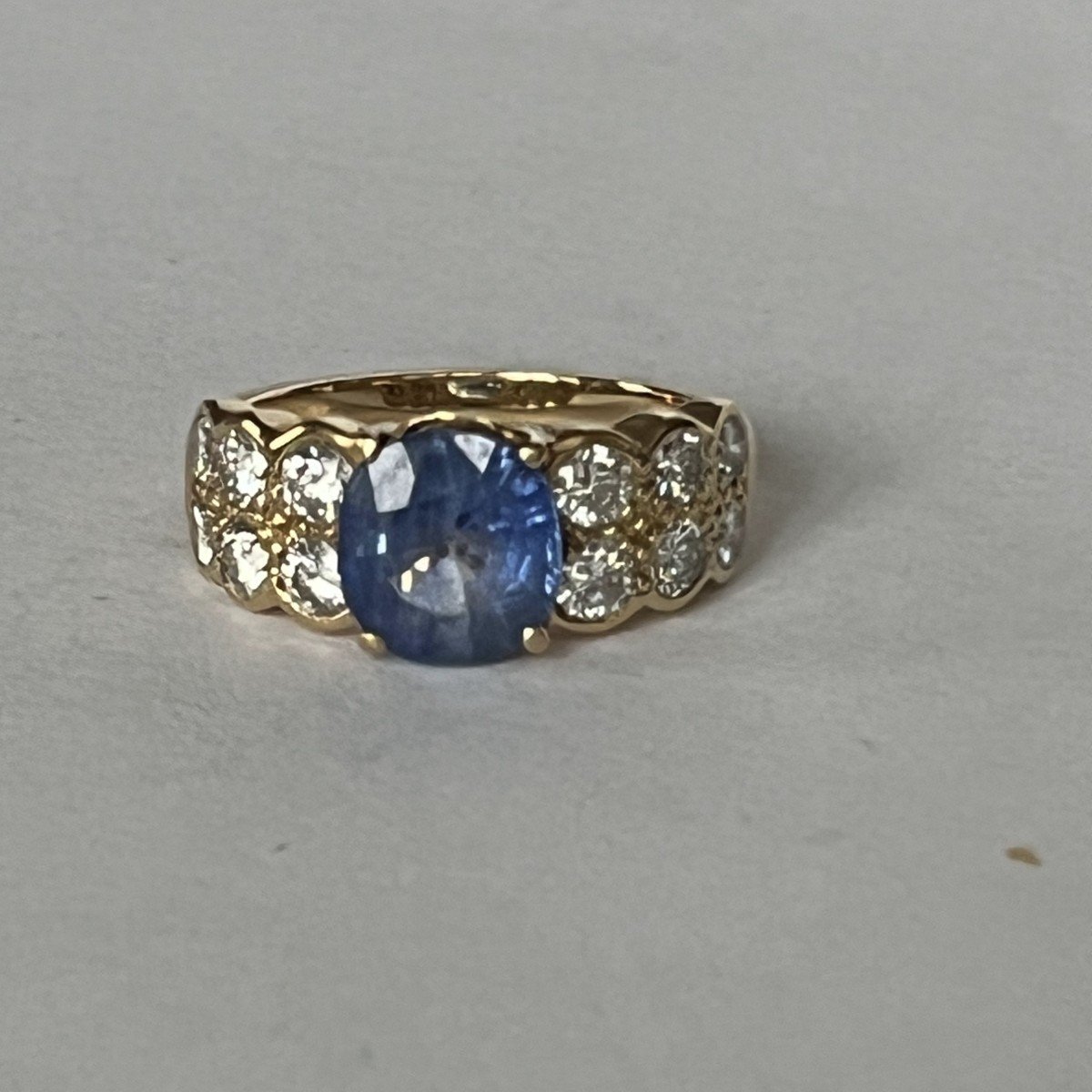 6235- Yellow Gold Sapphire Diamond Band Ring