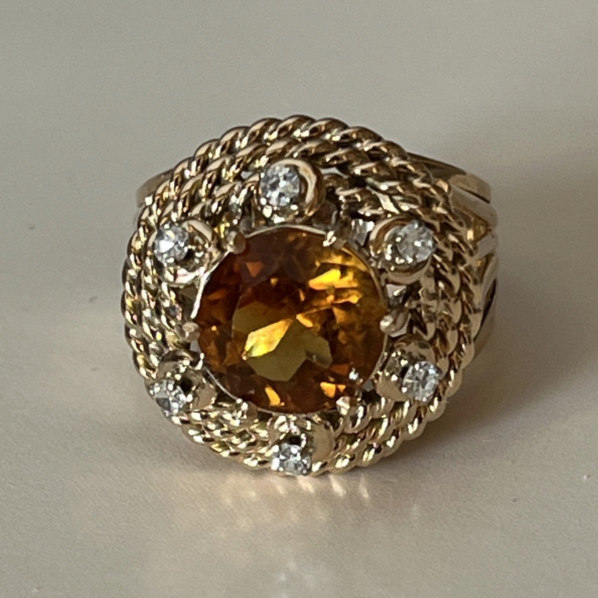 5378- Bague Boule Années 1940 Fils d'Or Jaune Citrine