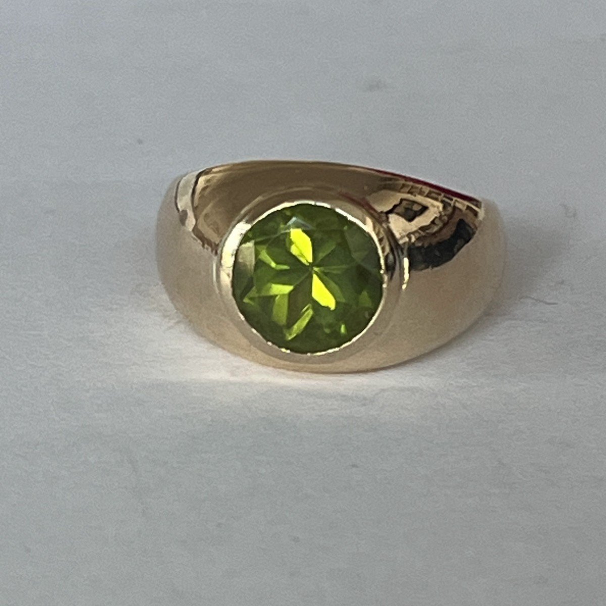 6188- Yellow Gold Peridot Bangle Ring 4.00 Ct