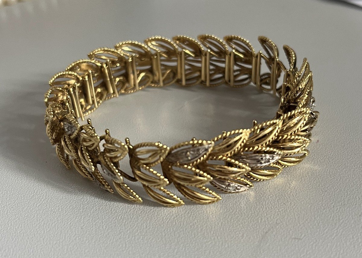 6193a- Yellow Gold Foliage Bracelet With Diamonds