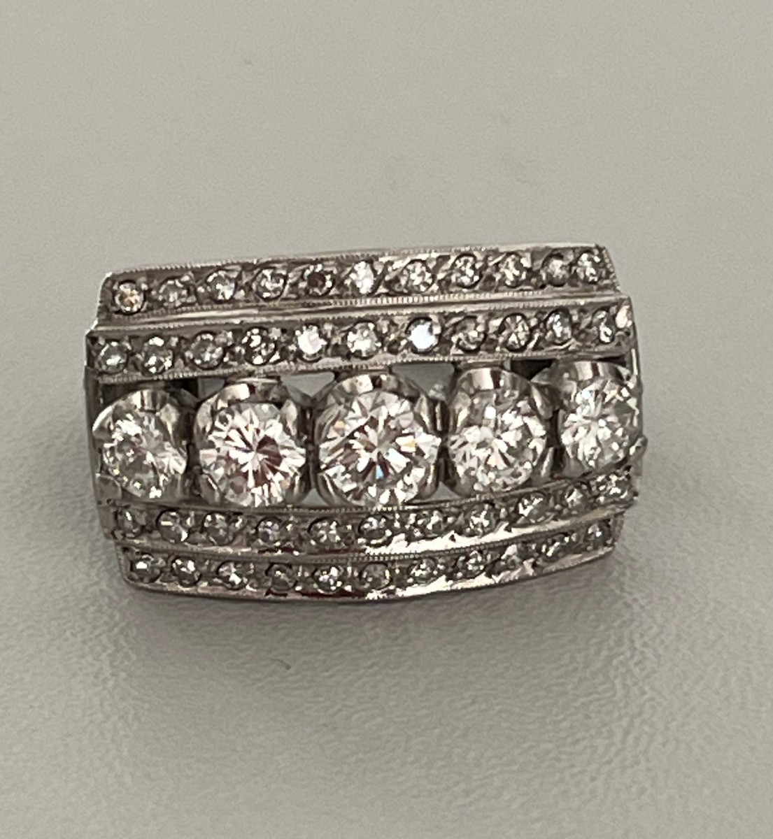 6402- Platinum Garter Ring With 1.60 Ct Diamonds