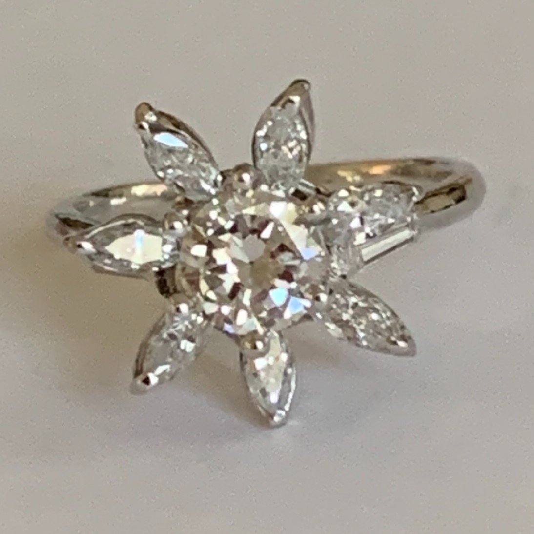 3406- White Gold Diamond Ring
