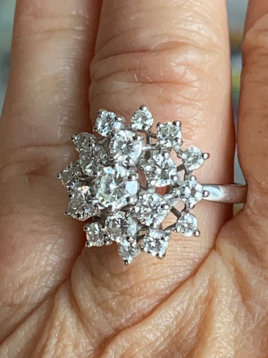 2616 – Bague Fleur Or Gris Diamants-photo-2