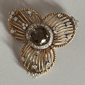 3869– Broche Or Jaune Quartz Diamants