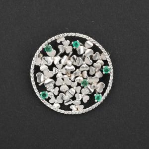 2552– Broche Or Gris Emeraudes Diamants Années 60